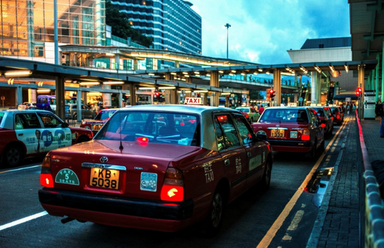 滴滴砸一亿竞投香港专营的士?回应:扎根香港多年